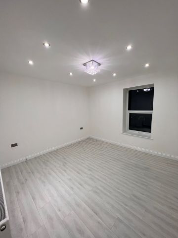 3 Bed Terraced House, Holme Lane, S6 - Photo 4