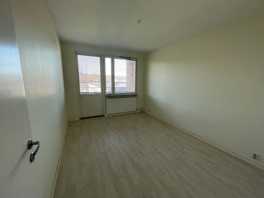 Storgatan 116B - Foto 1