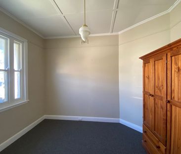 Comfortable Living in a Convenient Lithgow Location. - Photo 3