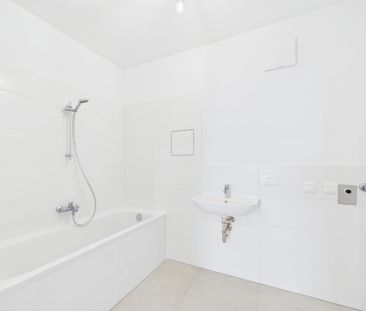 Fernblick im 6. OG: Großzügig gestaltete 2-Zimmerwohnung mit Balkon - Foto 4
