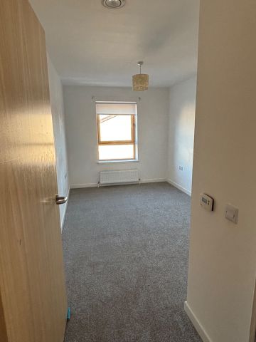 2 Bed Penthouse, Eglinton Court, G5 - Photo 2