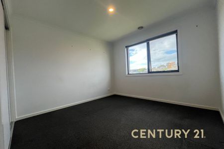 Quiet Court Family Comfort - Photo 2