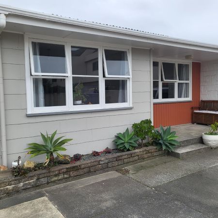 Close to the beach - Photo 4