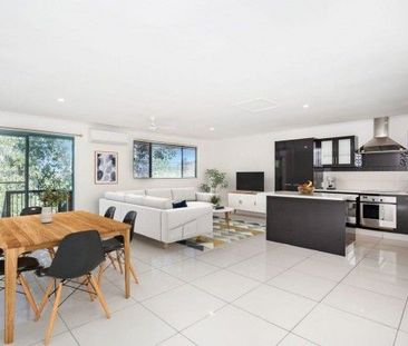 3 Bedroom Townhouse with Hinterland Views in a Secure Gated Complex - Photo 3