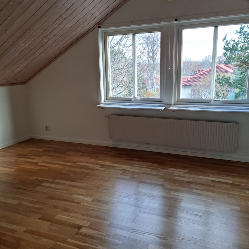 Gamla Läckövägen, Lidköping - Photo 1