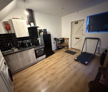 1 bedroom flat to rent - Photo 3