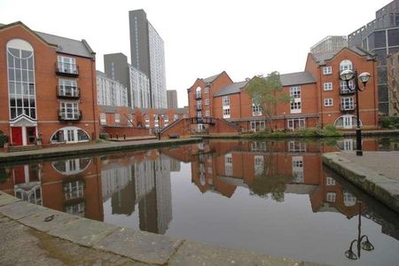 Thomas Telford Basin, Piccadilly Village, Manchester, M1 - Photo 2