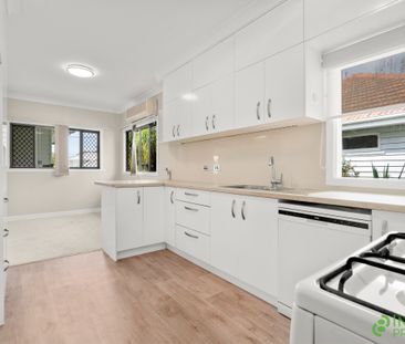 129 Dunne Street, Brighton QLD 4017 - House For Rent | Domain - Photo 2