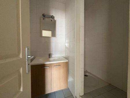 Location appartement meublé type 2 Montélimar - Photo 5