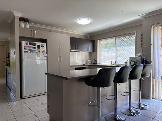 Prime Drewvale Location&excl;&excl; Stretton College Catchment &plus; 4 Aircons&excl; - Photo 1