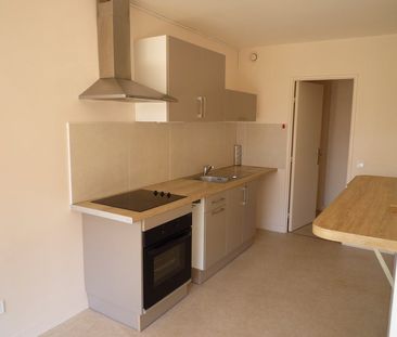 Location Appartement 2 pièces 50m² - Photo 2