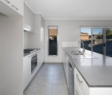 THREE BEDROOM HOME IN ALFREDTON CENTRAL - Photo 4