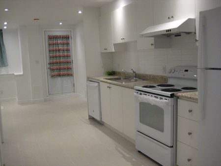 For Lease - 765 Gerrard Street Unit# Lower, Toronto, Ontario - Photo 2