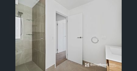 Modern Luxury and Inviting Comfort - Photo 3