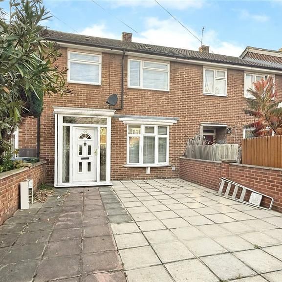 3 bedroom terraced house to rent - Photo 1