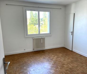 Location Appartement 4 pièces 104m² NANTES 44000 - Photo 5