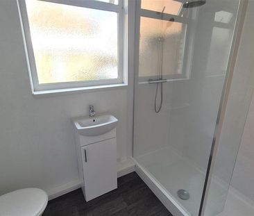 4 bedroom terraced house to rent - Photo 1