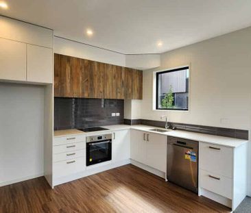 Hobsonville, 2 bedroom, $660 - Photo 5