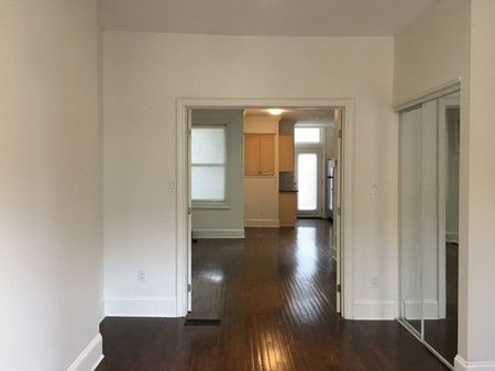 For Lease - 371 Woodbine Avenue Unit# Main, Toronto, Ontario - Photo 2