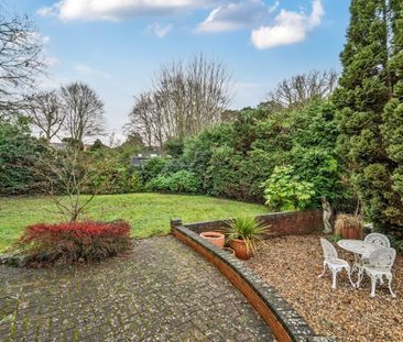 5 bedroom detached house to rent - Photo 3