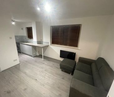 1 Bed Flat, Bridge Meadows, SE14 - Photo 5