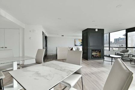 Luxury Apartments at The Carlisle in Downtown Ottawa! RECEIVE 1 MONTH OF FREE RENT! - Photo 2