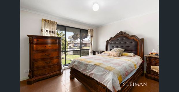 Renovated Comfort with Exceptional Indoor-Outdoor Space - Photo 1