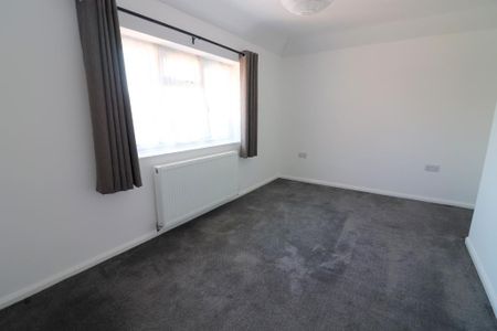 2 Bedroom Semi-Detached To Rent - Photo 2