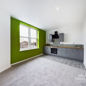 A 1 Bedroom Apartment - Photo 2