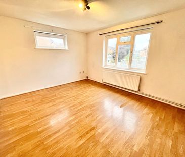 Hatfield Road, Rayleigh, Essex, SS6 9AR - Photo 5