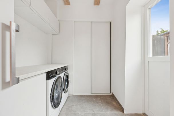 Fully Renovated House with Loft Rooms – Kollundvej, 2770 Kastrup - Foto 1