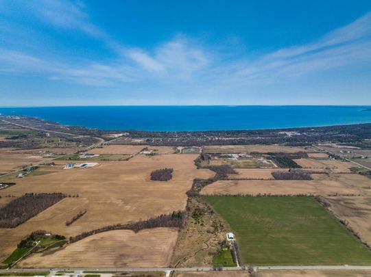 For Lease - 208 Prescott Drive, Clearview, Ontario - Photo 1