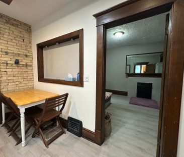 For Lease - 17 St. Andrew Street Unit# Main Floor, London North, On... - Photo 5