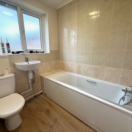 Paget Close, Needham Market, Ipswich, IP6 - Photo 3