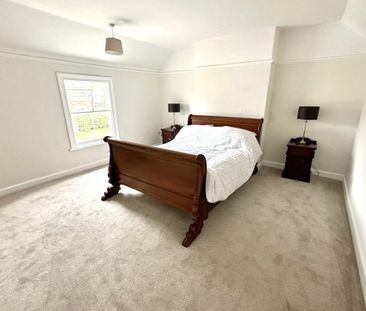 Low Street - Photo 4