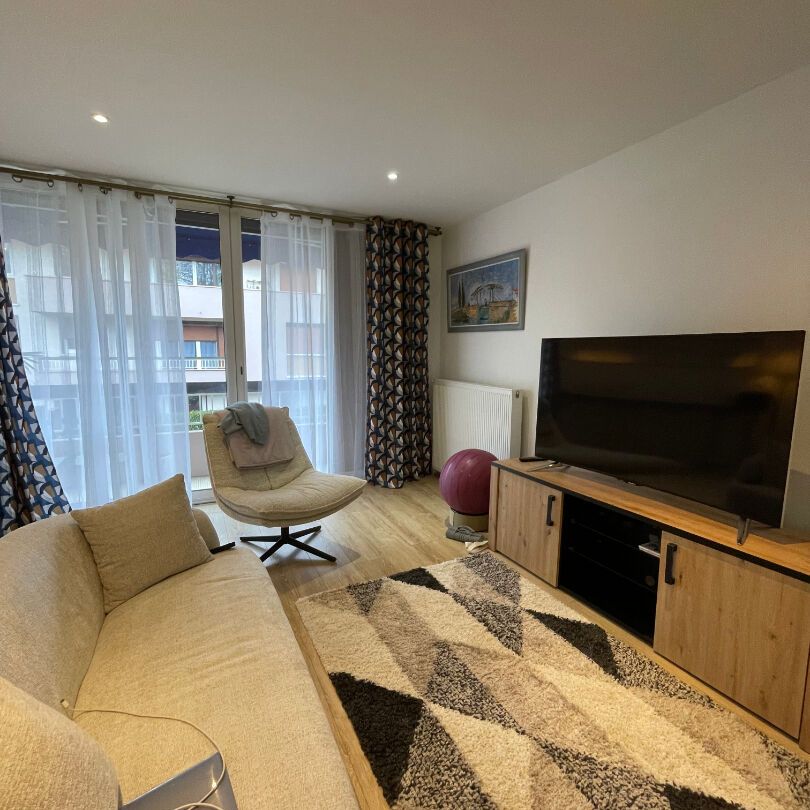 Location Appartement 3 pièces 76m² - Photo 1