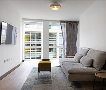Well presented 1 bedroom 5th floor apartment situated within this p... - Photo 1