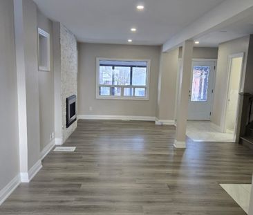 For Lease - 59 Bartonville Avenue, Toronto, Ontario - Photo 2