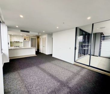 2 bed 2 bath - Photo 2