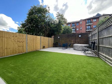 2 bedroom flat to rent - Photo 5