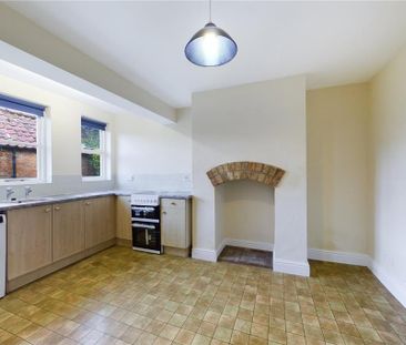 3 bedroom end of terrace house to rent - Photo 5