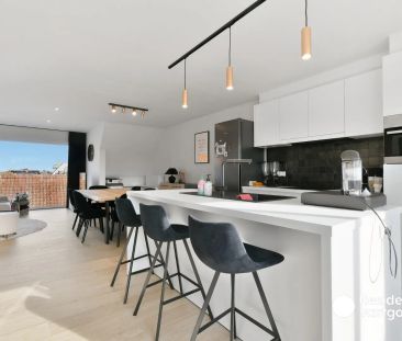 Ruim 2-slaapkamerappartement in het centrum van Oudenburg - Photo 5
