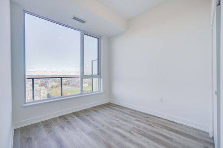 For Lease - 2475 Old Bronte Road Unit# 804, Oakville, Ontario - Photo 3