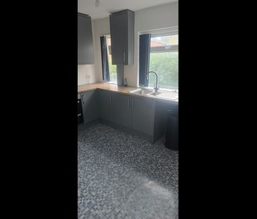 3 Bed Semi-Detached House, Easterly Road, LS8 - Photo 4