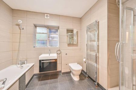 3 bedroom apartment to rent - Photo 5