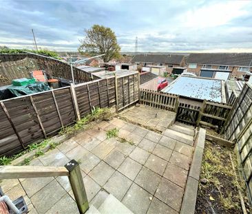 2 bedroom townhouse to rent - Photo 4