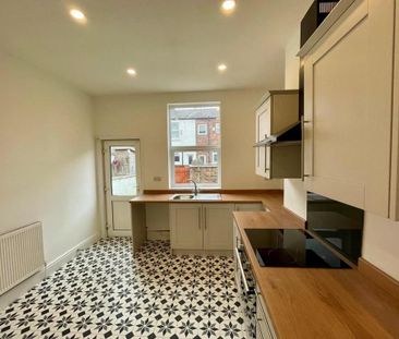 2 bedroom terraced house to rent - Photo 6