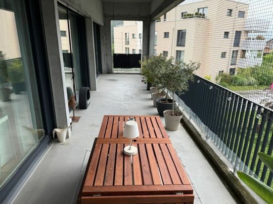 Stilvolle 4.5-Zimmerwohnung mit grossem Balkon - Foto 1