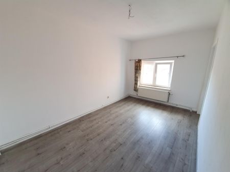 Duplex 2 chambres à 6032 Charleroi Mont-sur-Marchienne  Loyer: 780 € - Photo 3