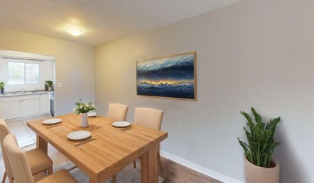 Two Bedroom Townhouse - Photo 5